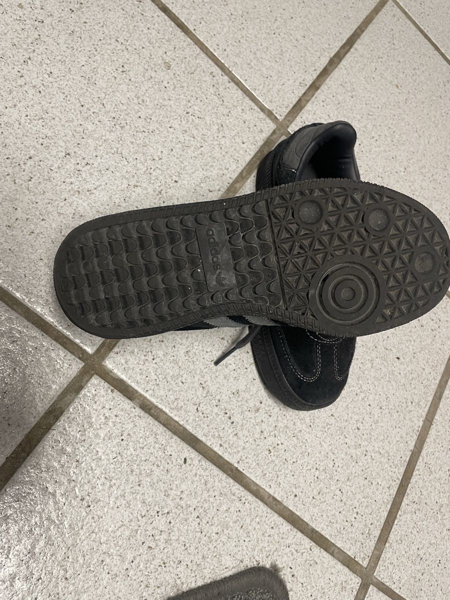 Adidas Scarpe da donna: Adidas Sambae – Usato da La Tour de Trême venduto da Olganne 1
