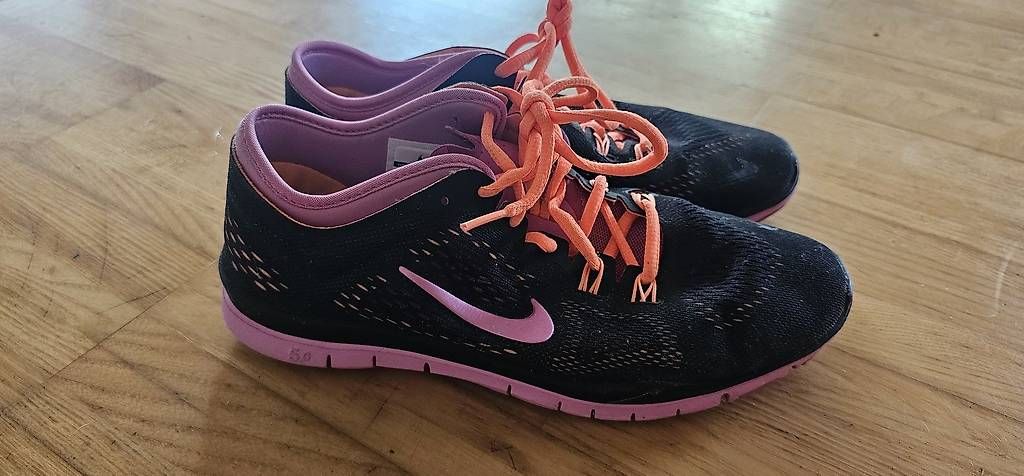 Chaussures hommes: Nike Free 5.0 Grösse 40 – D'occasion à Eriswil par mar_8hwh