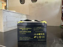 AGM Autobatterie / 110 AH