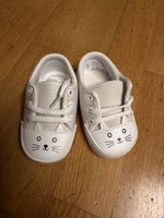 Baby Schuhe, Grösse 18, neuwertig, mit Katzenmotiv🐈‍⬛😻🐈‍⬛