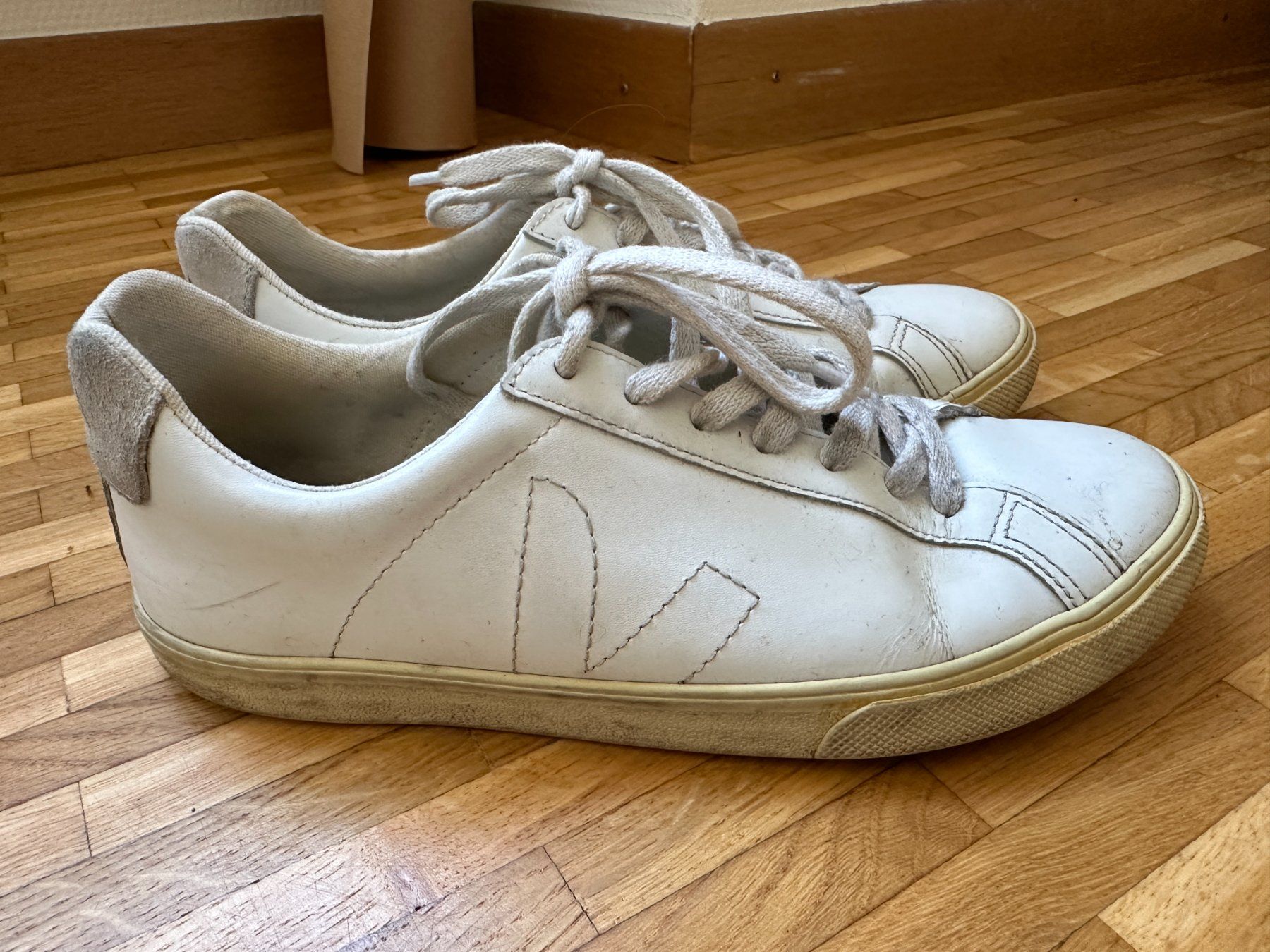 Veja Scarpe da donna: VEJA Esplar leather white Gr. 39 – Usato da Lausanne venduto da brixton 1