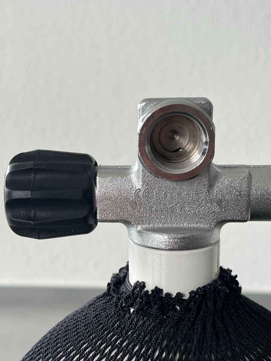 Tauchflaschen: Tauchflasche 15 Liter Stahl mit Doppelventil – Gebraucht aus Eschenbach SG von gamper02 5