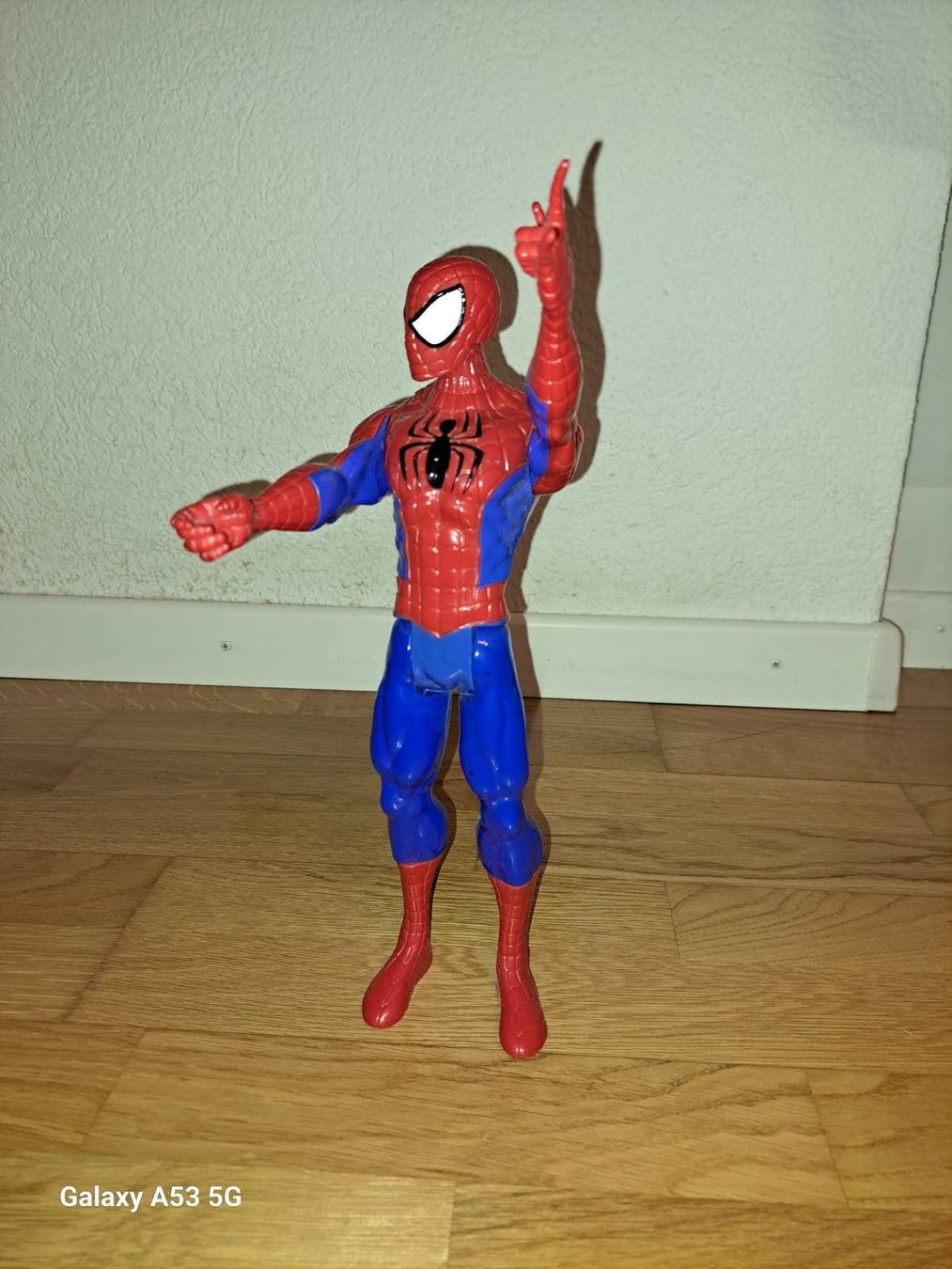 Hasbro Giocattoli: Actionfigur Spiderman – Usato da Münsingen venduto da BeatGrolimund 3