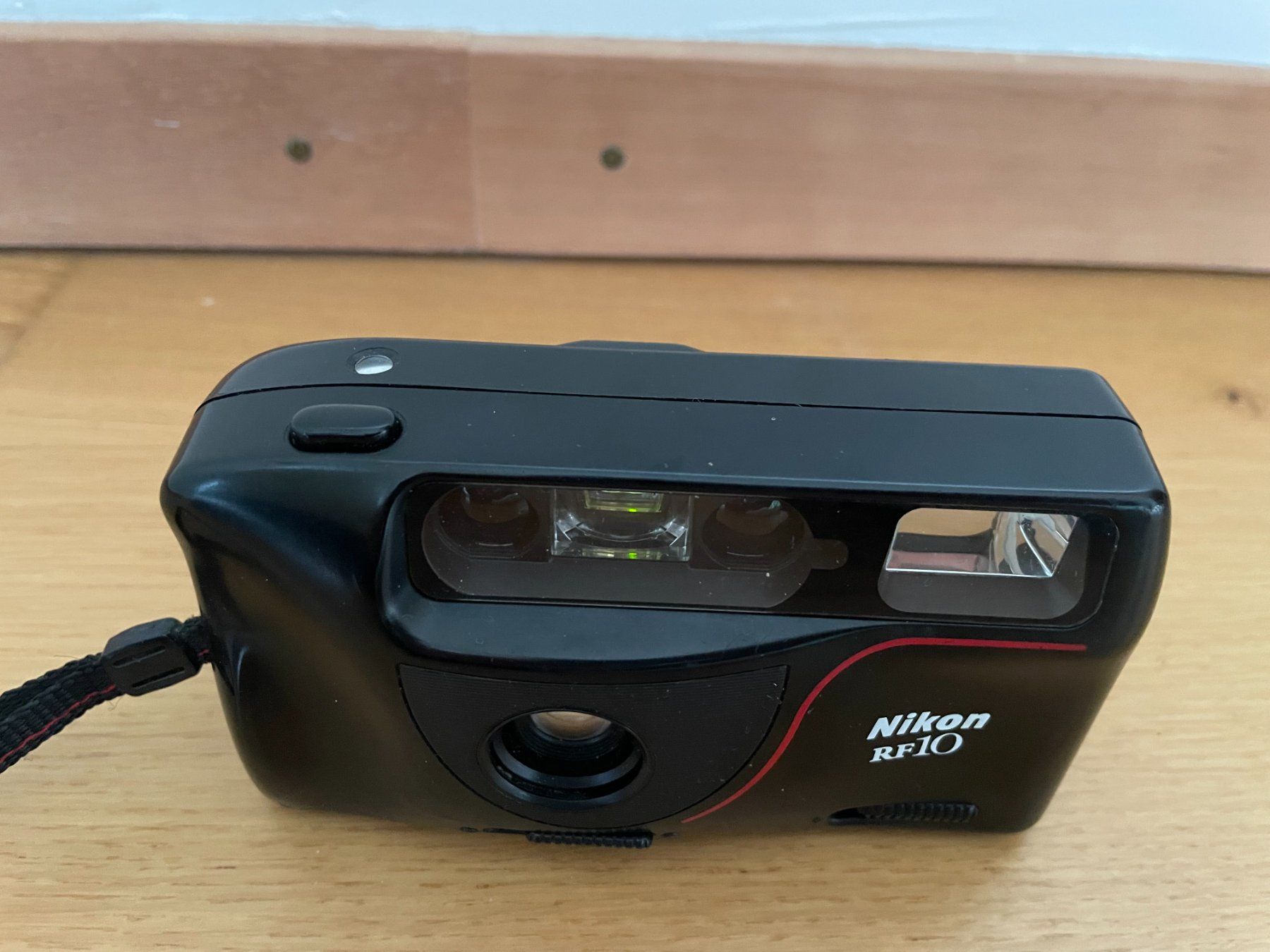 Nikon Kamera: Nikon RF10 – Defekt aus Petit Lancy von gil_hr6v 1