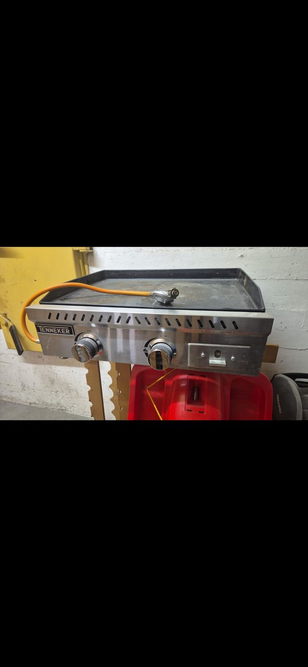 Grills: tennker Gas Grill – Gebraucht aus Zürich von Fisnik012 1