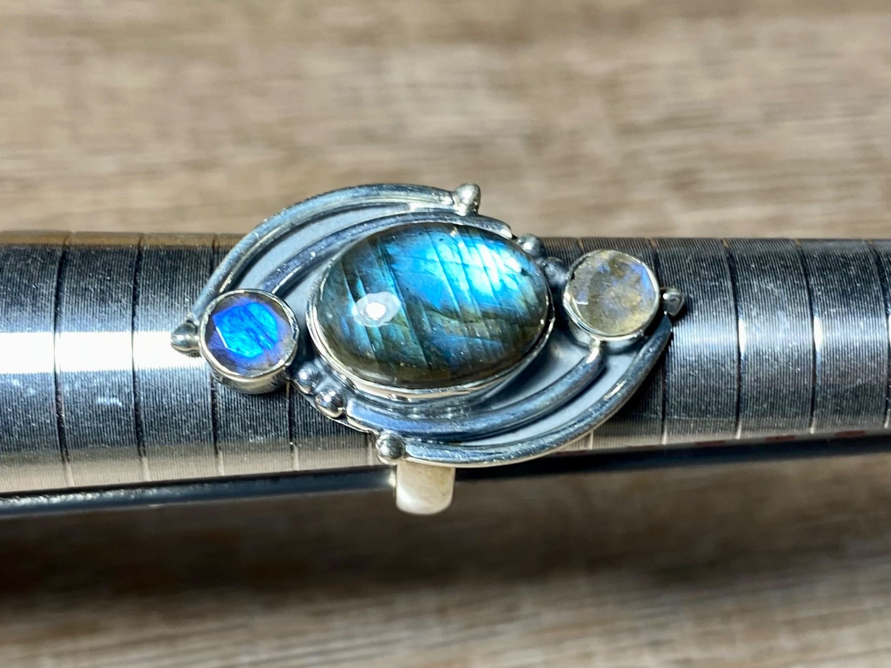 Ringe: kunstvoller Silber(925)ring mit natürlichem Labradorit – Neu und originalverpackt aus Laax von Kiki_Kingdom3 6