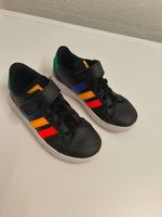 Neuwerige Adidas Schue Gr. 28