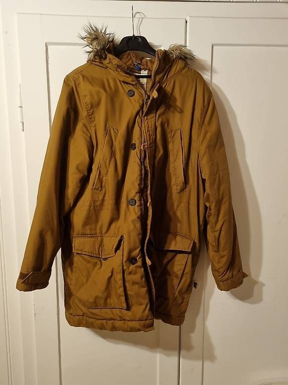 Vestes: Jacken – D'occasion à Seewis Schmitten par Naomi2212