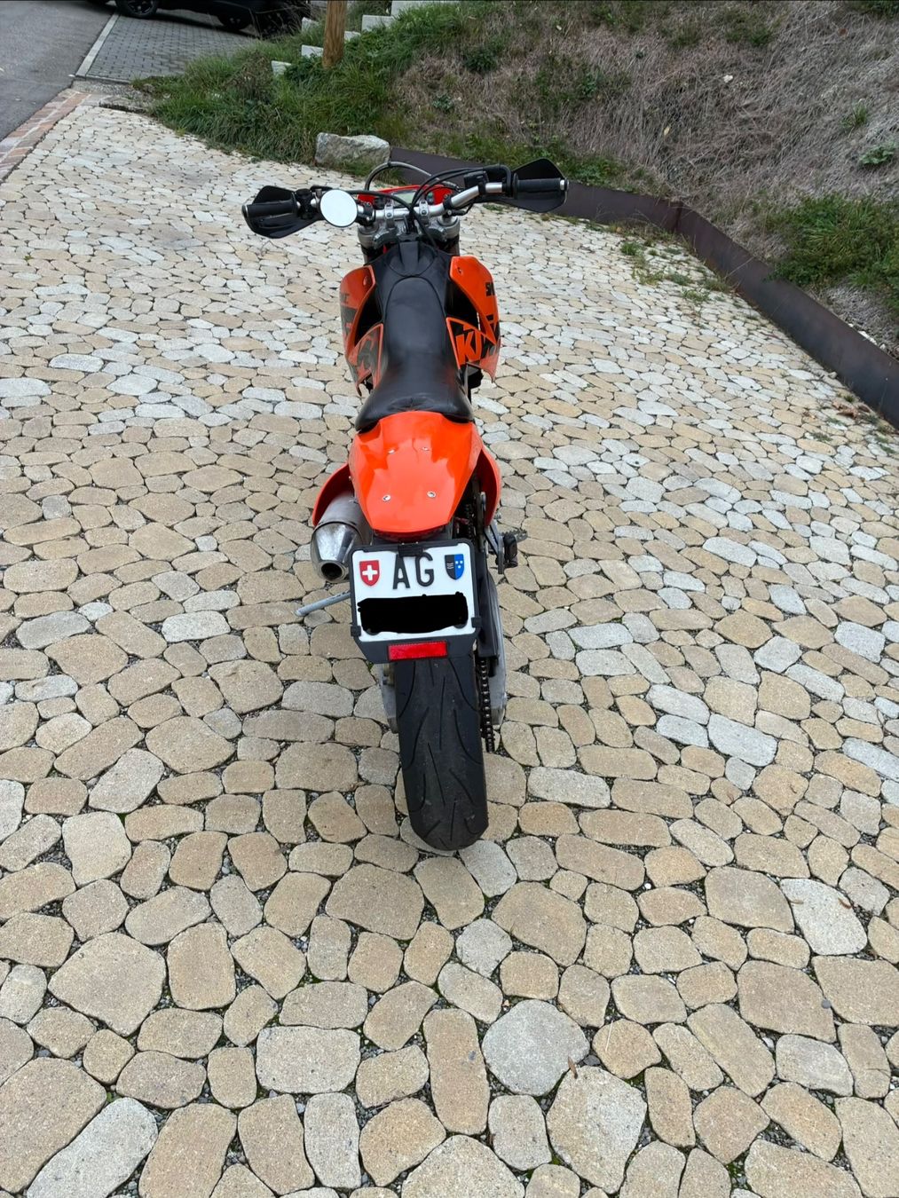 KTM Strada: KTM 660 Supermoto – Usato da Mönthal venduto da Br1ck 3