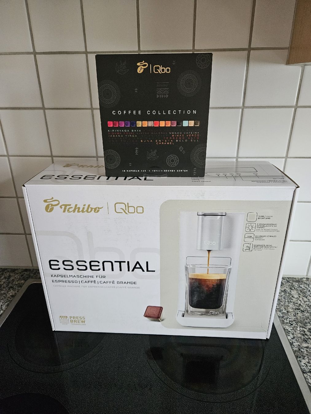 Tchibo Macchine per caffè & Macchine per espresso: Tchibo Qbo Essential Bright Sand neu – Nuovo e nell'imballaggio originale da Muri AG venduto da Truckgirl_87