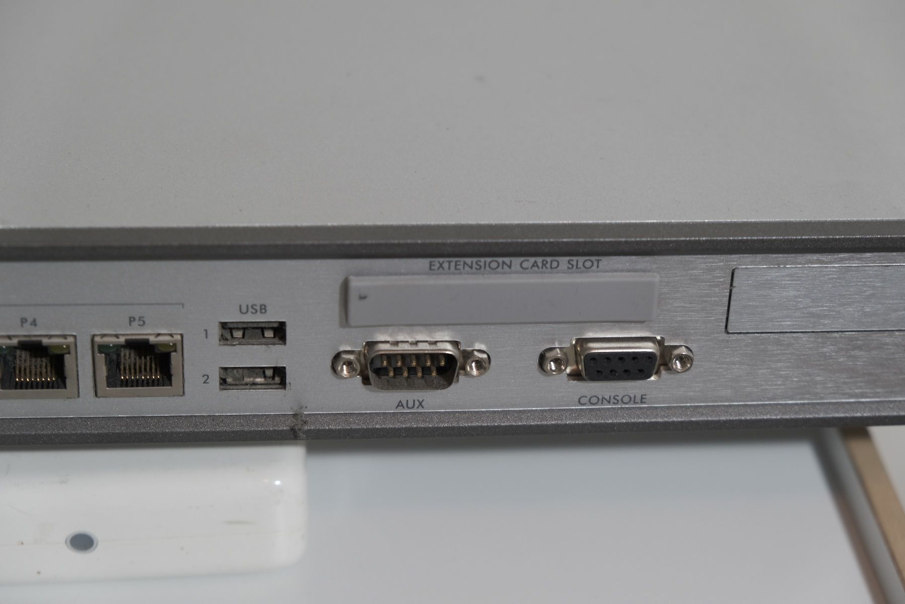 Zyxel Firewall: Firewall Zyxel ZyWALL USG 1000 – Usato da Egg SZ venduto da fsc_g2v2 3