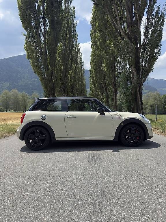 Autos: Mini John Cooper Works – D'occasion à Laax GR par yar_q568 2