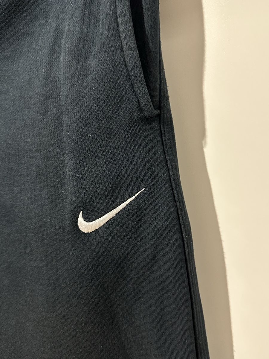 Nike Pantaloni: Pantalon de jogging Nike, taille S, noir – Nuovo (secondo la descrizione) da Clarens venduto da Riviera_Friperie 1