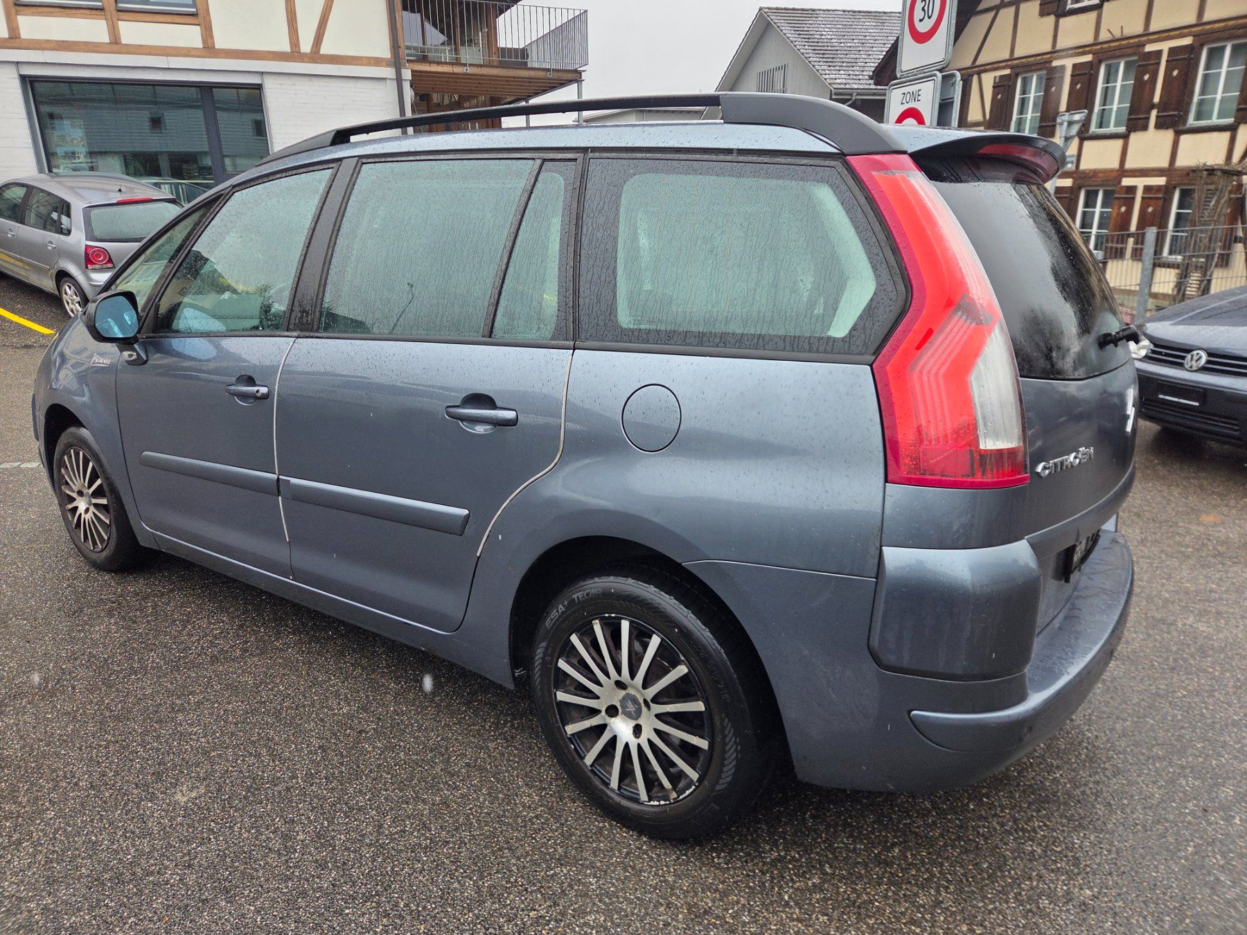Citroën Autos: Citroen C4 Picasso 2.0i – Gebraucht aus Herzogenbuchsee von Hibru 4