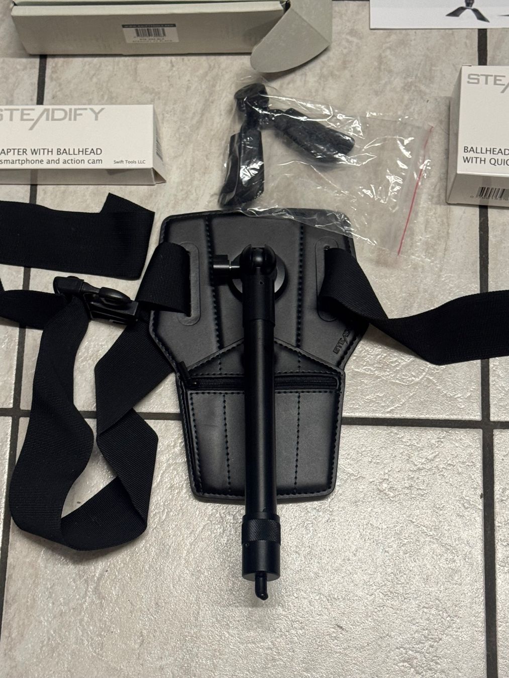 Trépieds & Accessoires: STEADIFY: Einbeinstativ zum Umschnallen – D'occasion à Kaiseraugst par Drasa 4
