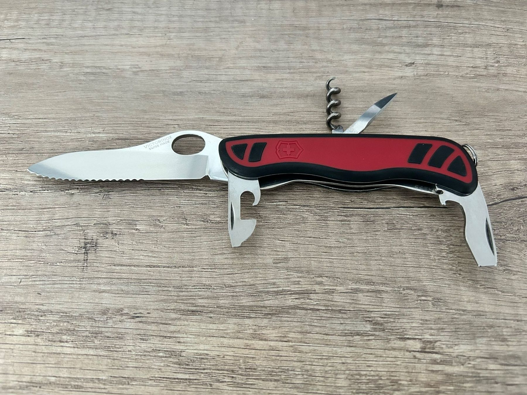 Victorinox Taschenmesser: Victorinox Nomad 2C one Hand – Neu und originalverpackt aus Sattel von usch6417 1