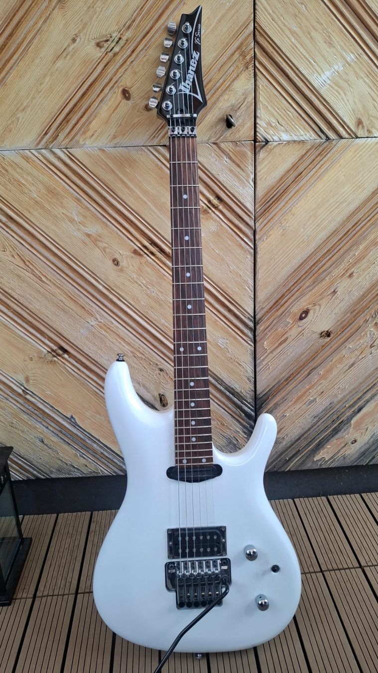 Strumenti musicali: Guitare JS100WH – Usato da St-Martin VS venduto da jul_9tsx