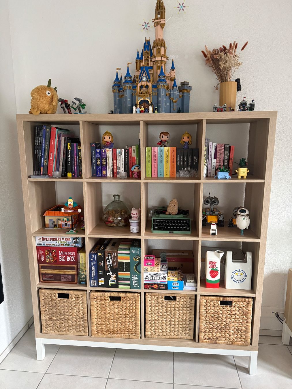 Regale: Kallax IKEA – Gebraucht aus Bonstetten von Johanne_Lamalle