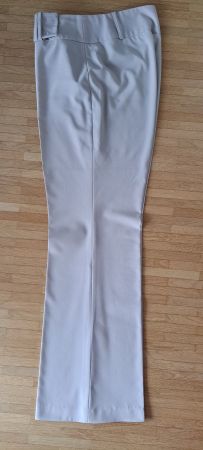 Elégant pantalon beige clair
