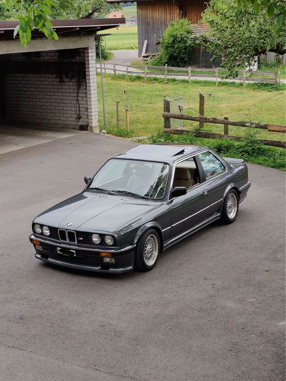 BMW 323i e30 M-Technik 1