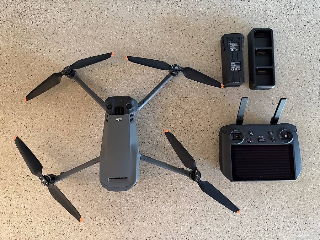 DJI RC Kits de montage: Mavic 3 con DJI RC Pro controller – D'occasion à Lugano par ach_2fws 1