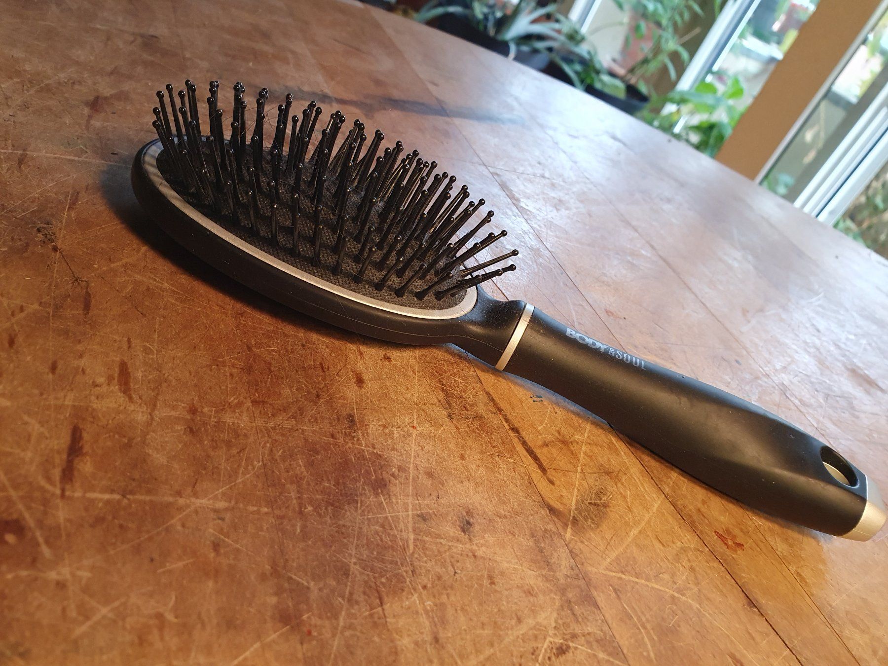 Sonstige Haarpflege: Haarbürste Body + Style – Gebraucht aus Zürich von loosebone 2