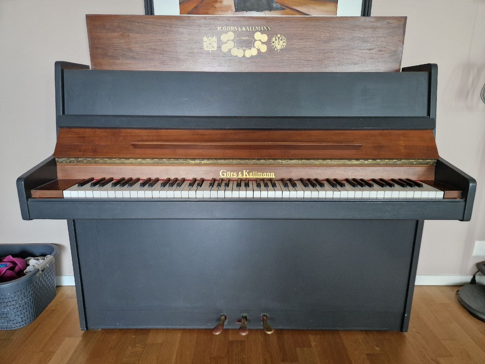 Instruments de musique: Klavier R. Görs & Kallmann dunkelgrau gestrichen. – D'occasion à Horgen par dam_w7vc 3