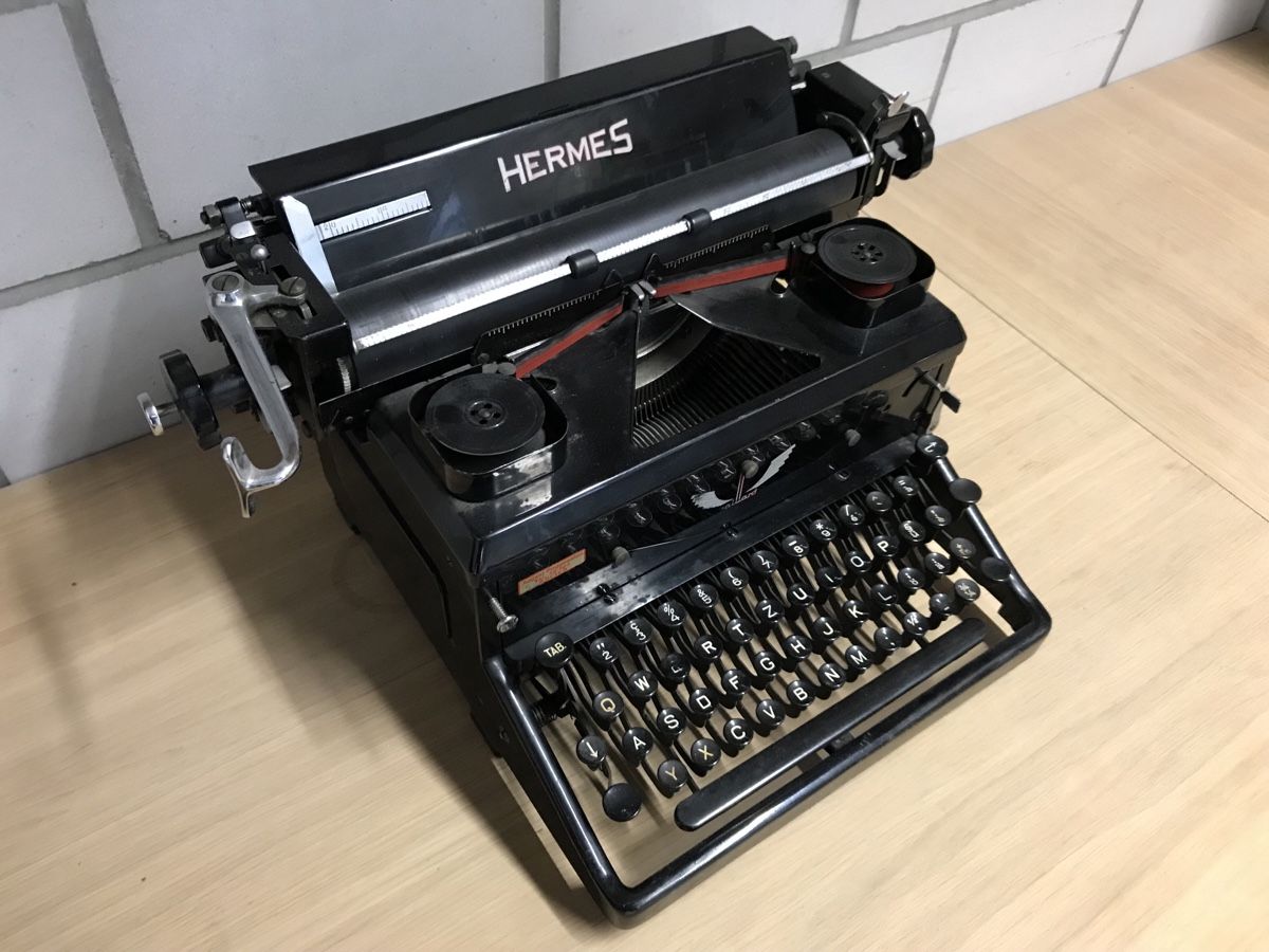 Macchine da scrivere: Schreibmaschine Hermes – Usato da Aathal-Seegräben venduto da Romeo8607