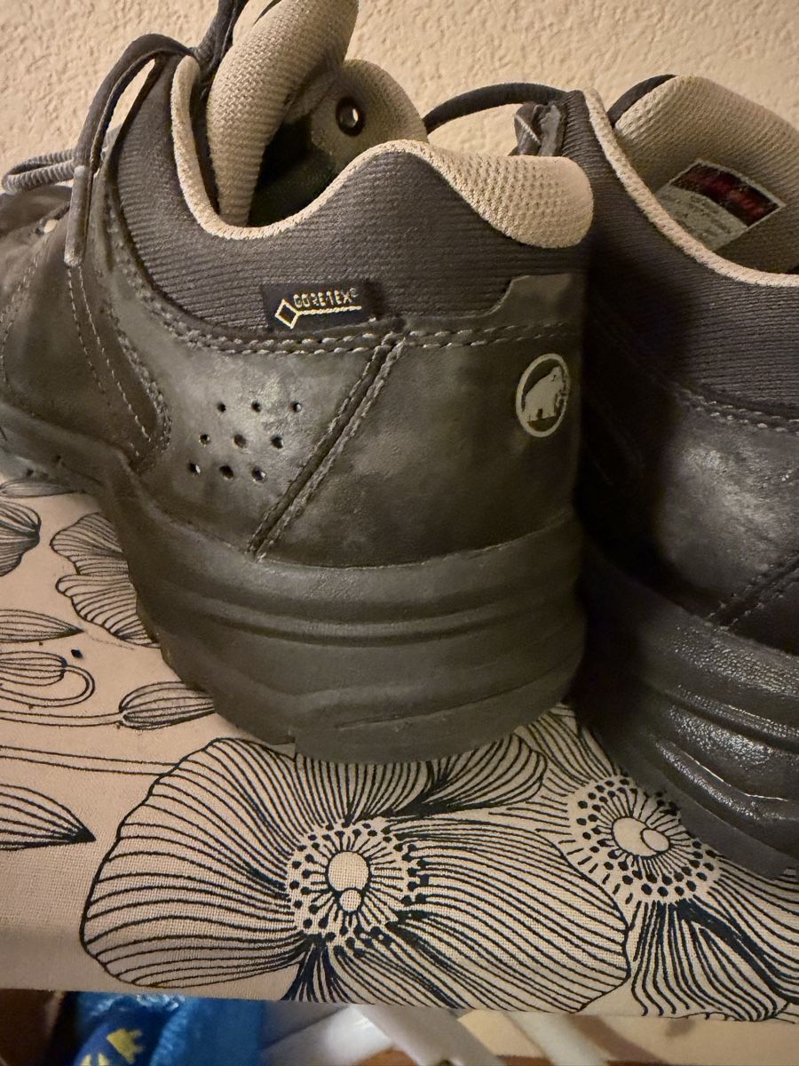 Mammut Scarpe da donna: Chaussures de marche Mammut goretex – Usato da Savagnier venduto da Pivovar2 1