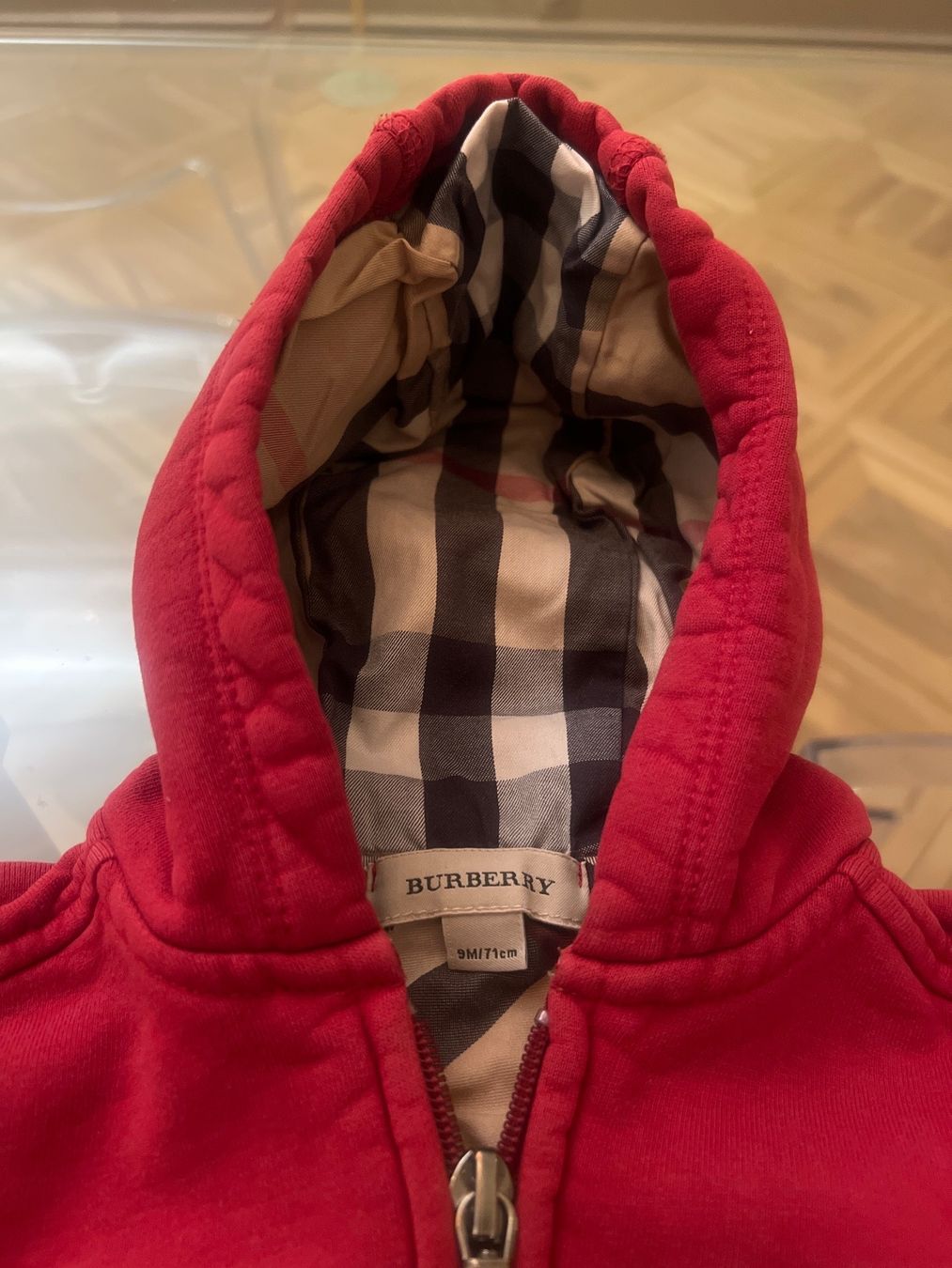 Burberry Giacche & Cappotti: Sweat Burberry rouge taille 9 mois – Nuovo (secondo la descrizione) da Lausanne venduto da Flo1006 3