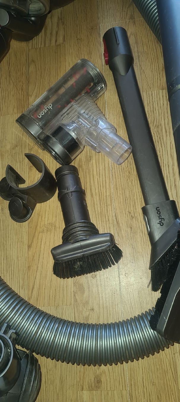 Dyson Aspirateurs & Accessoires: Dyson cinetic bigball animalpro – D'occasion à Bellerive VD par Hermes5 6