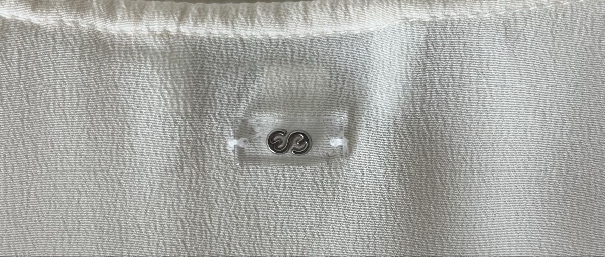 Escada Camicette: Bluse Escada Sport Creme Grösse 36 – Nuovo (secondo la descrizione) da Uster venduto da Family_Boutique 4
