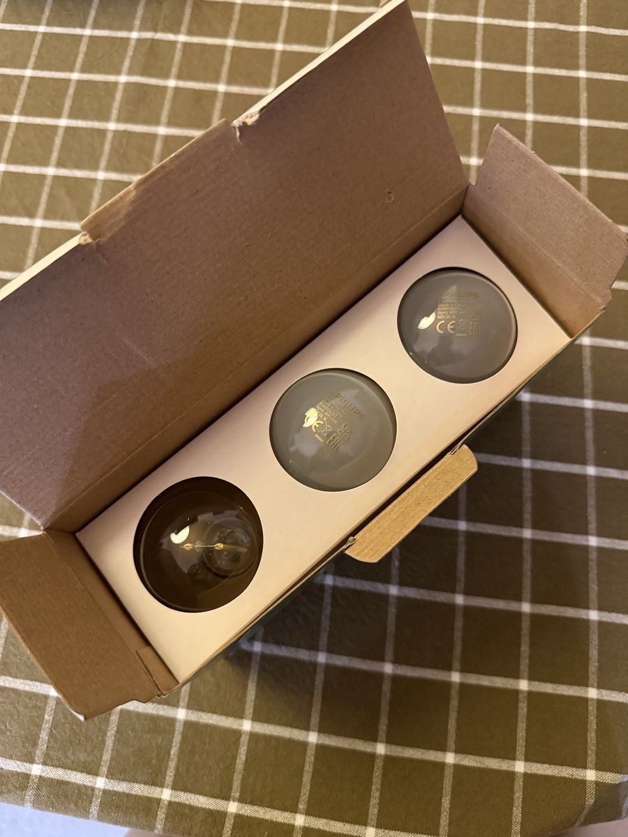 Philips Lampes: Philips LED Lämpchen E27 Warmweiss 3er Pack Neu – Neuf avec emballage d'origine à Langenthal par vik_v5ml 1