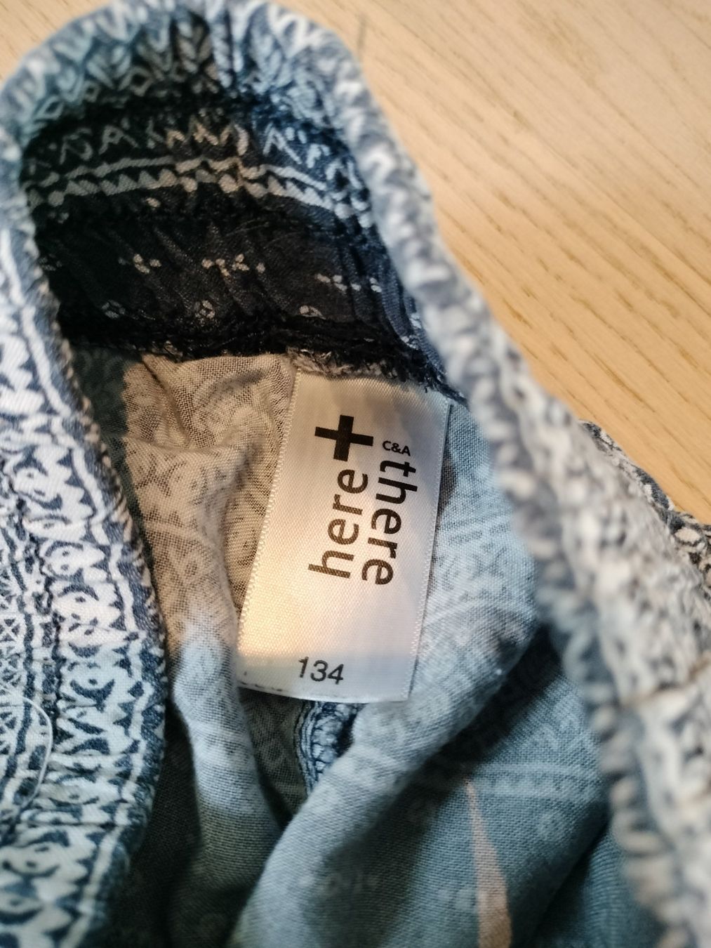 Pantaloni: Sommerhose Grösse 134 – Usato da Neftenbach venduto da TheKringel 1