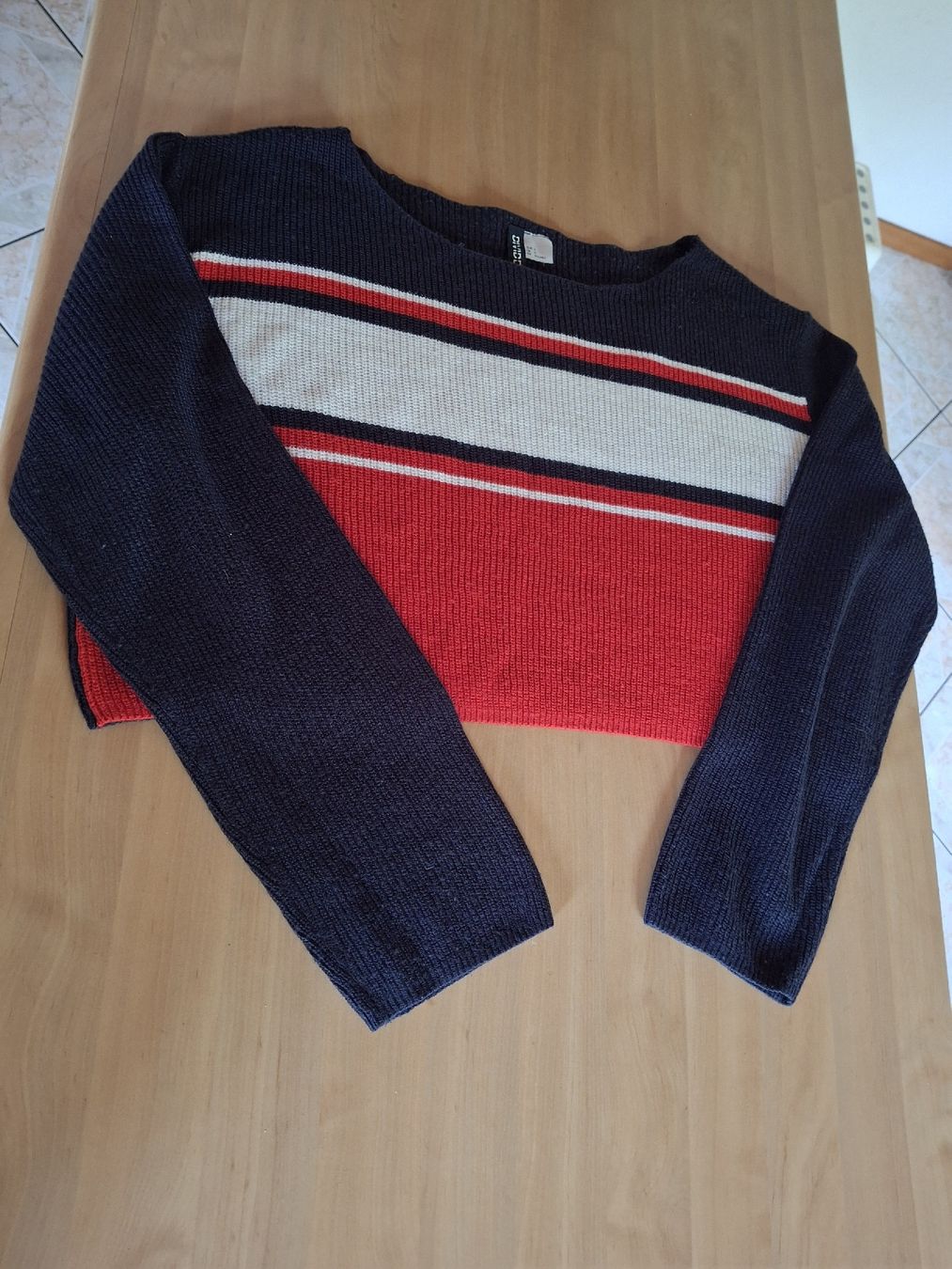 H&M Maglioni & Felpe: Pull court taille S marque H&M – Usato da Villiers venduto da san_jn5w