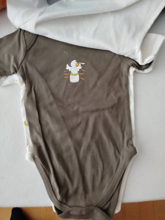 Biancheria intima: 3erSet Bodys Gr. 86/92 – Usato da Meiringen venduto da apl76 2