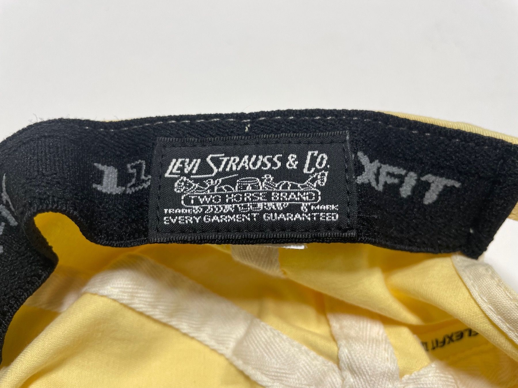 Levi's Copricapi, berretti & cappellini: Vintage Y2K Levi's Cap – Usato da Zürich venduto da le_souk 5