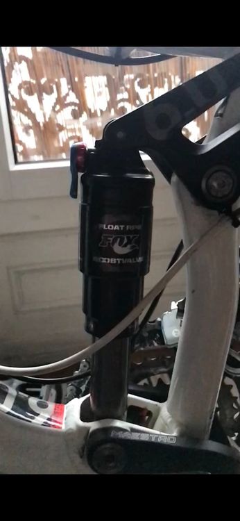 Giant Vélos: VTT tout suspendu de marque Giant Reign – D'occasion à Bettens par mariefranceperren 4