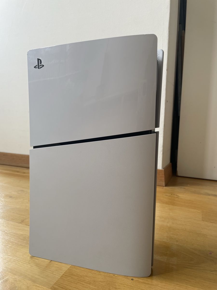 Sony Console: Sony PlayStation 5 - Defekt  – Difettoso da Zürich venduto da Linda_ga