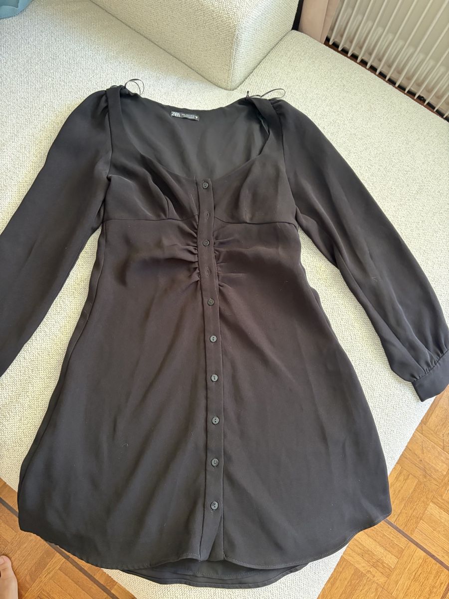 Zara Vestiti: BLACK ZARA BUTTON-UP DRESS – Usato da Zürich venduto da dor_9l9g