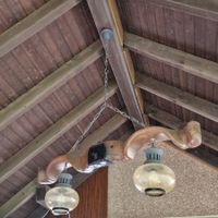Lustre rustique idéal pour couvert extérieur