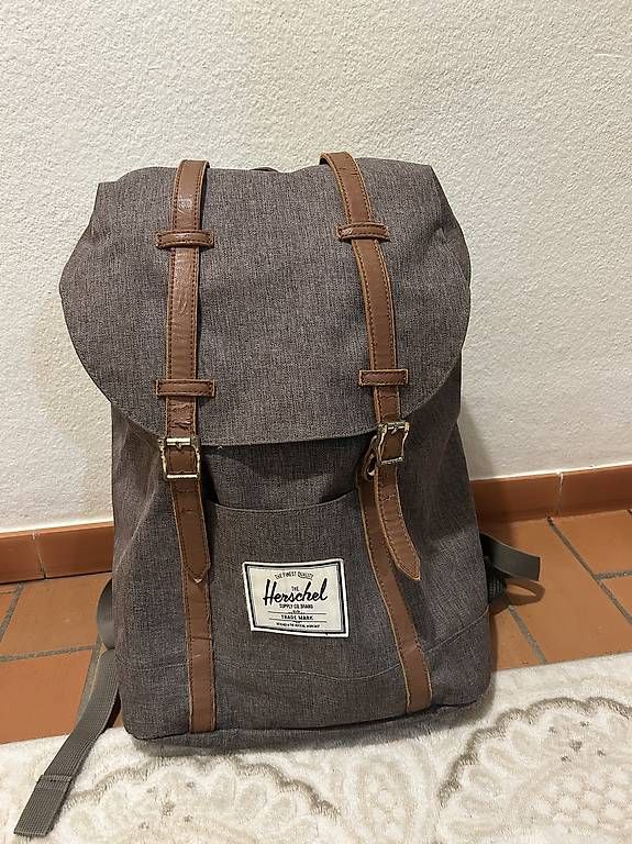Zaini: Rucksack  – Usato da Zürich venduto da kuebra.blk