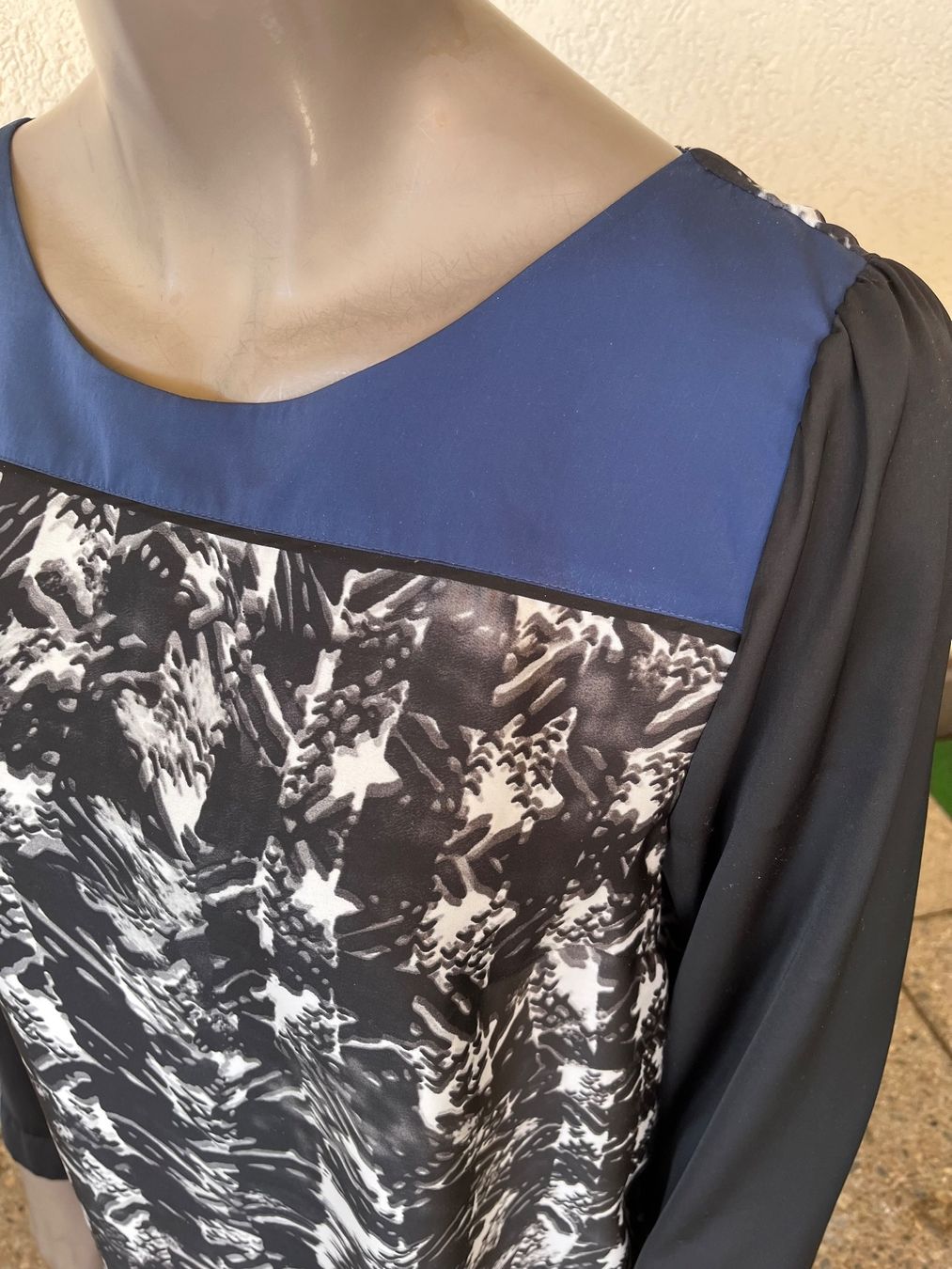 Taifun Tuniche: Tunikabluse mit Muster, silktouch Grösse M/40,  Marke:TAIFUN – Usato da Adliswil venduto da eri.40 1