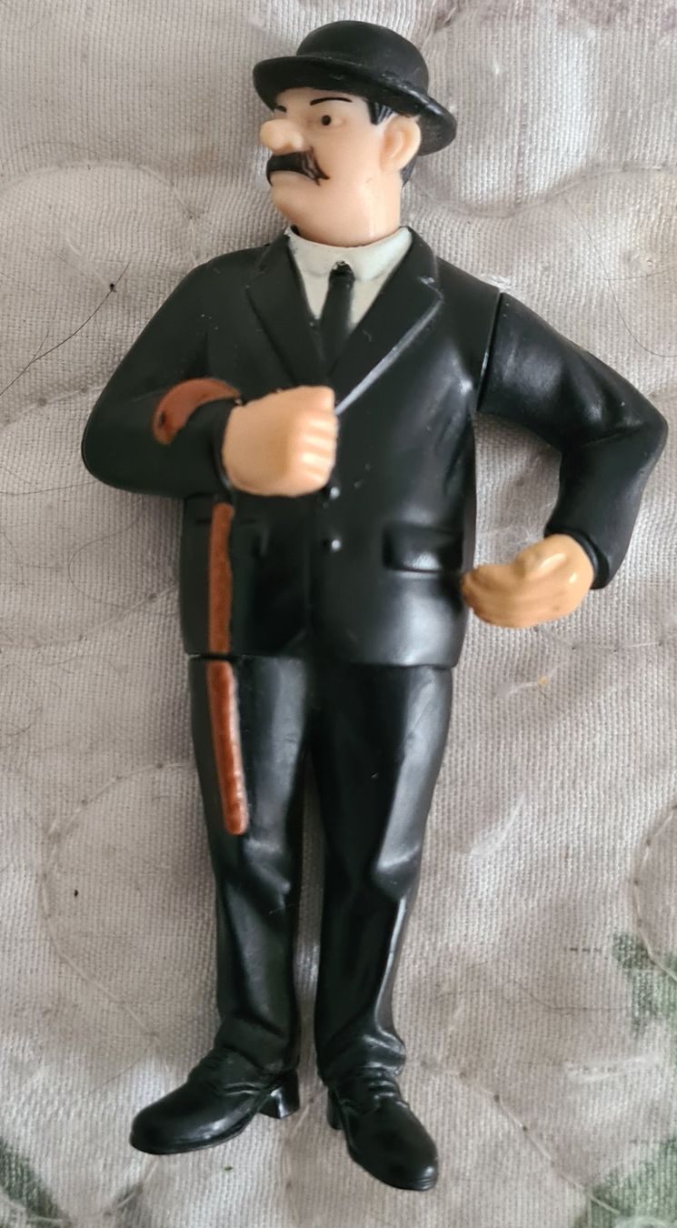 Figuren: Detektiv Schultze von Tim & Struppi 2011 – Gebraucht aus Winterthur von bibummi 6