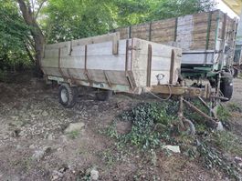 Kratzbodenwagen