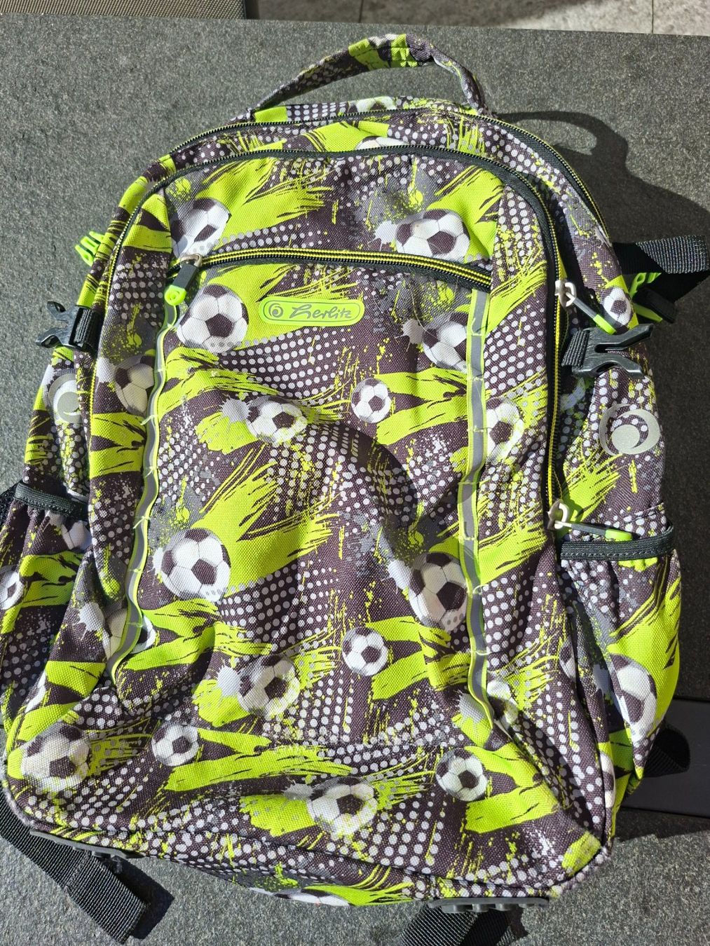 Borse & Zaini: Fussball Rucksack – Usato da Emmenbrücke venduto da Ddagi