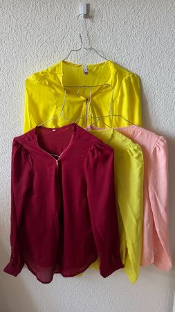Lot de 4 blouses à manches longues – neuves