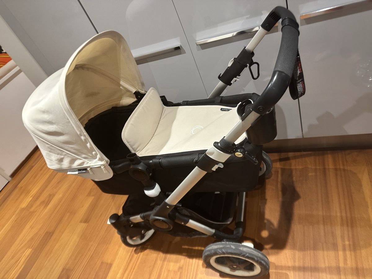 Bugaboo Carrozzine: Bugaboo Buffalo Kinderwagen inkl. Zubehör hell & dunkel – Usato da Zollikon venduto da anj_lvl8