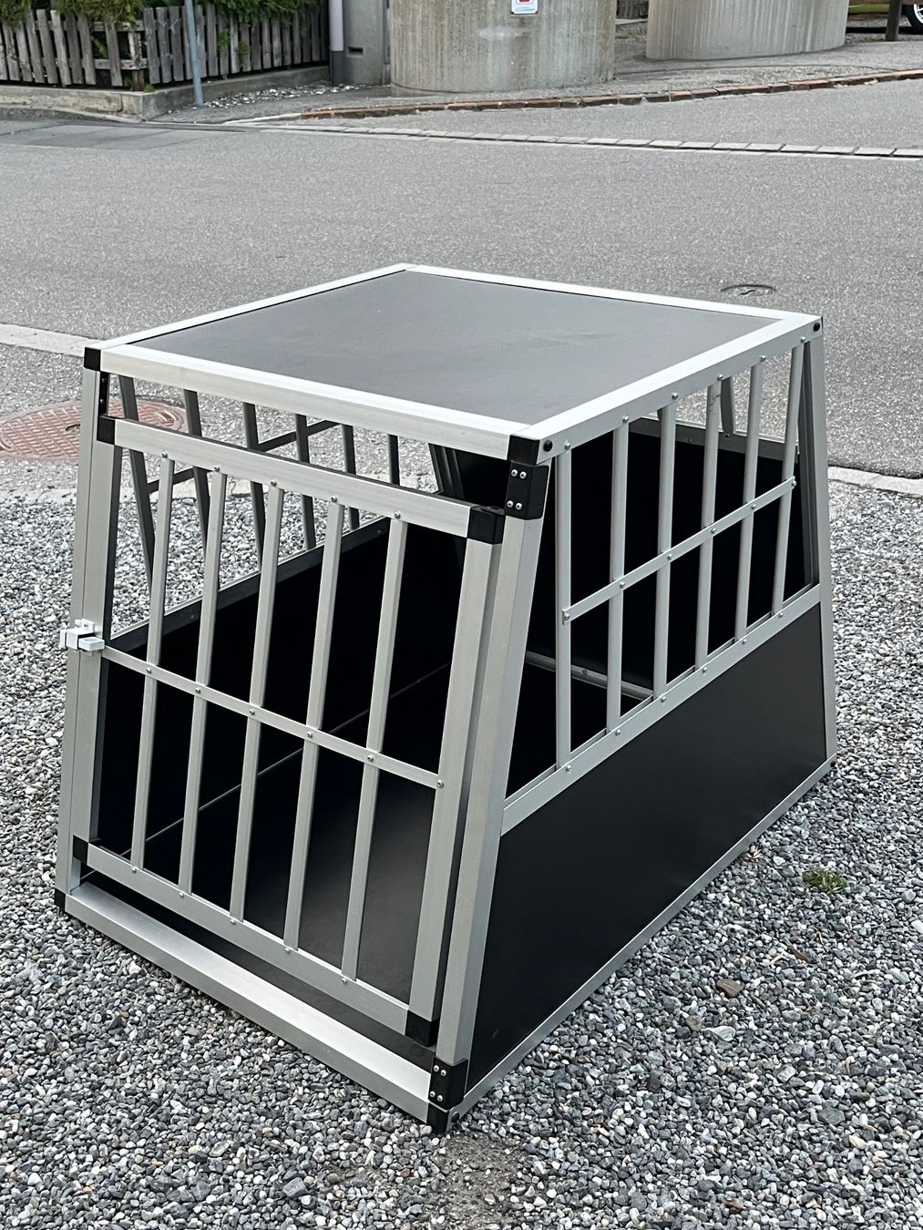 Gabbie, trasporto & Sicurezza: Hundebox Hund gross – Usato da Igis venduto da pie_pd99