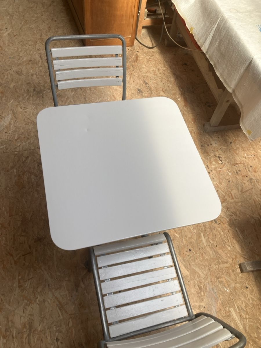 Bigla Set de table et chaises: Sissach Bigla 2er Sitzgarnitur – D'occasion à Erlenbach im Simmental! par Simmentaler-Perlen 4